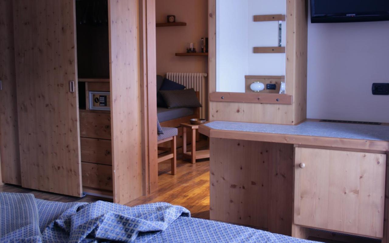 Hotel Larice Bianco Bormio Exteriör bild