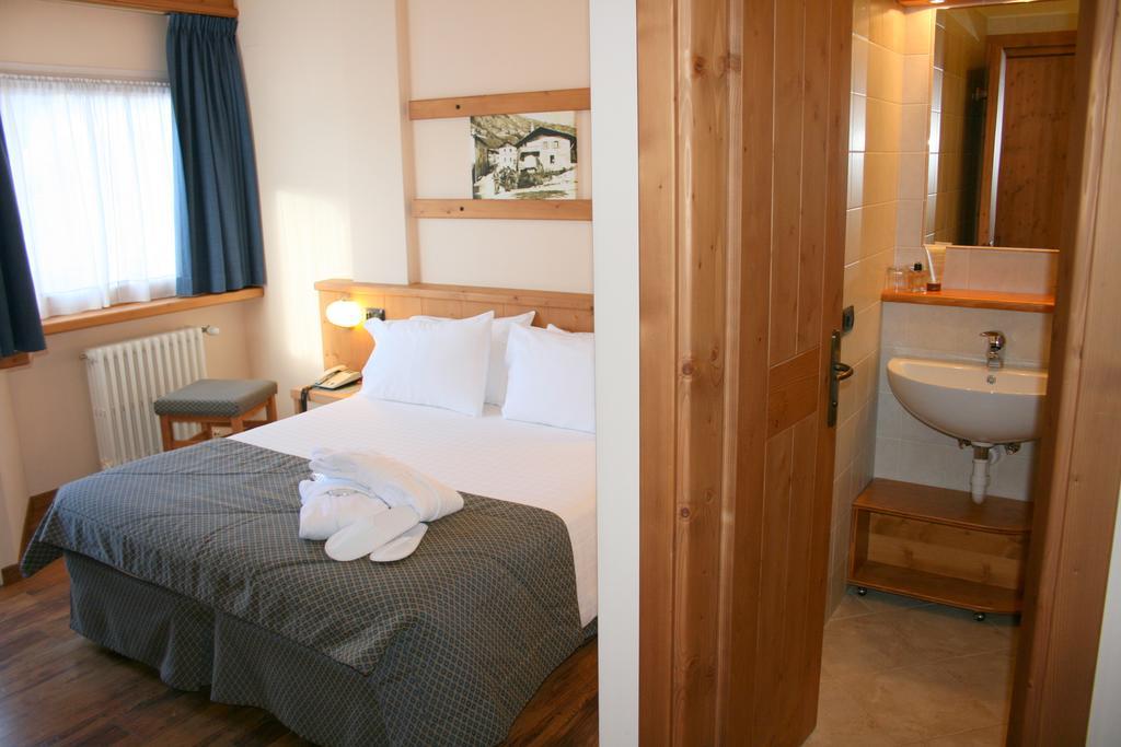 Hotel Larice Bianco Bormio Exteriör bild