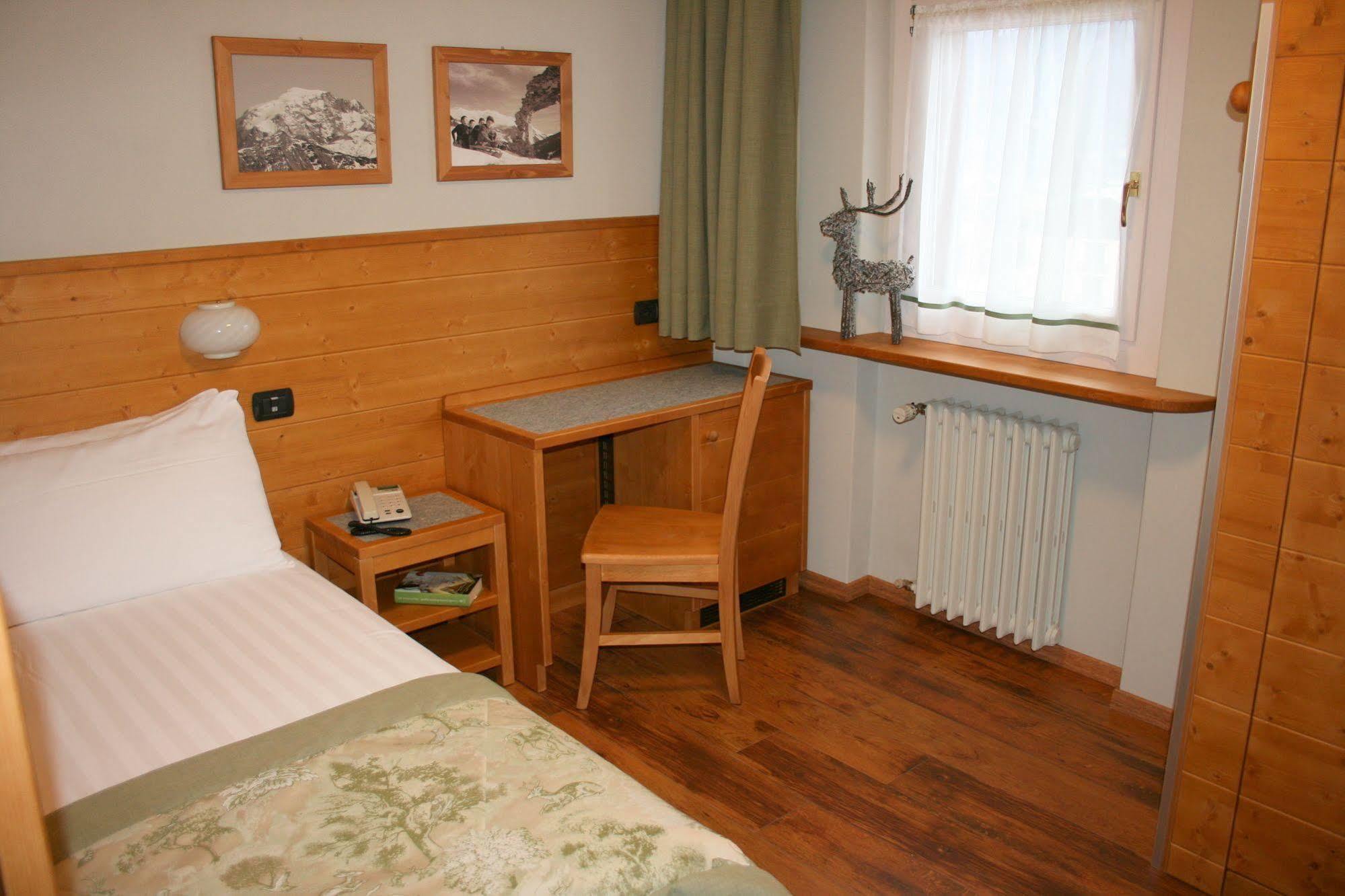 Hotel Larice Bianco Bormio Exteriör bild